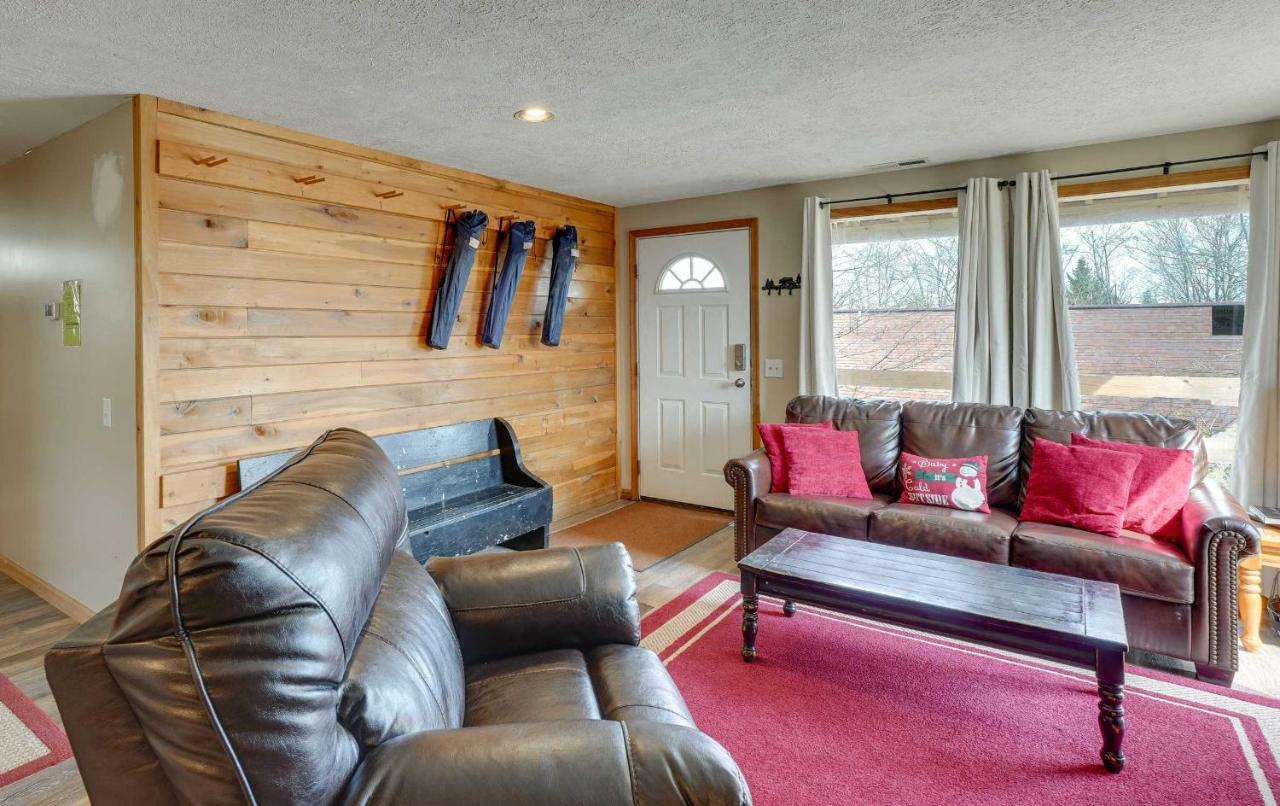 Snowed Inn Cozy Winterplace Ski-Inandski-Out Cabin Ghent Εξωτερικό φωτογραφία