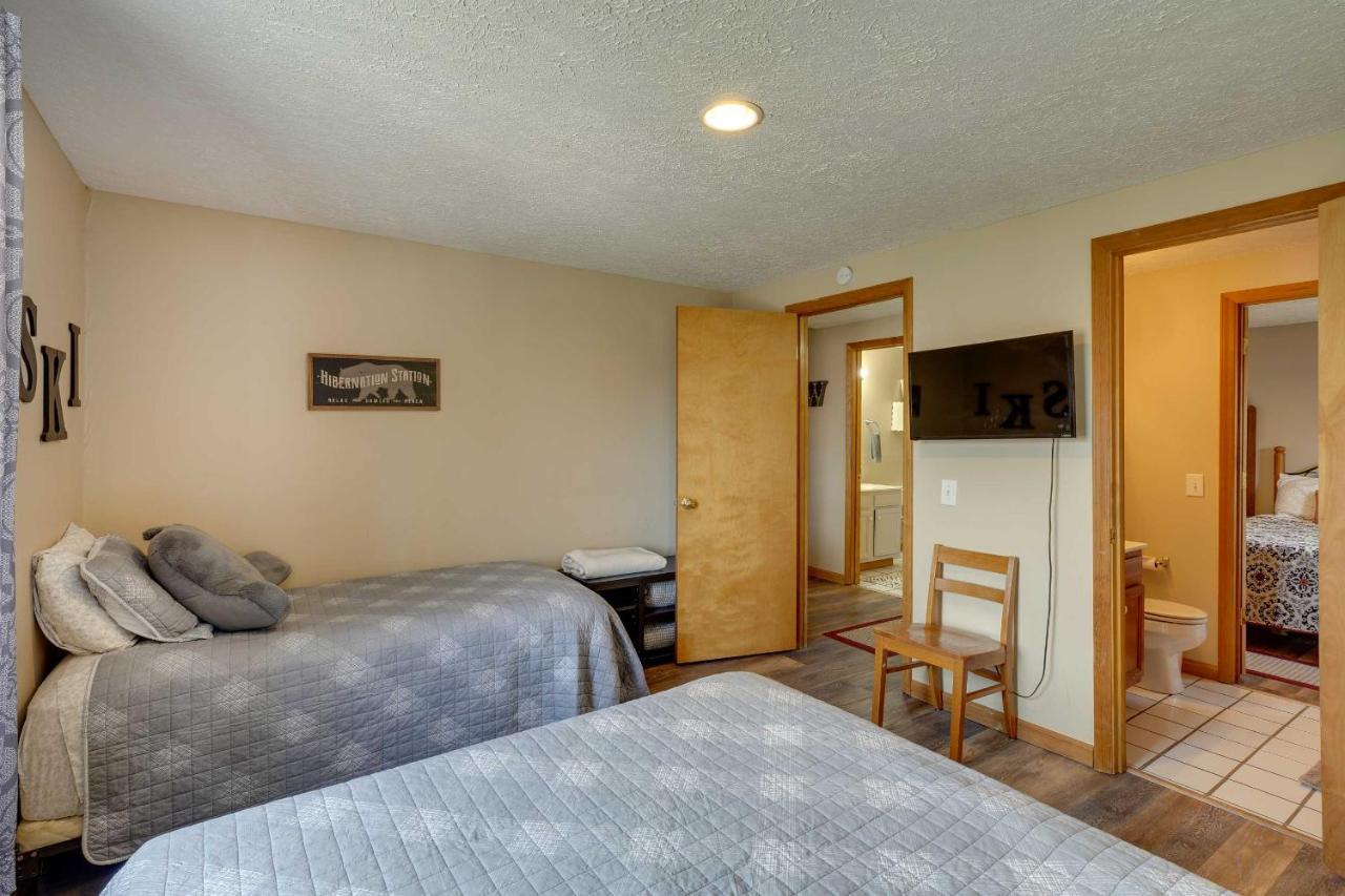 Snowed Inn Cozy Winterplace Ski-Inandski-Out Cabin Ghent Εξωτερικό φωτογραφία
